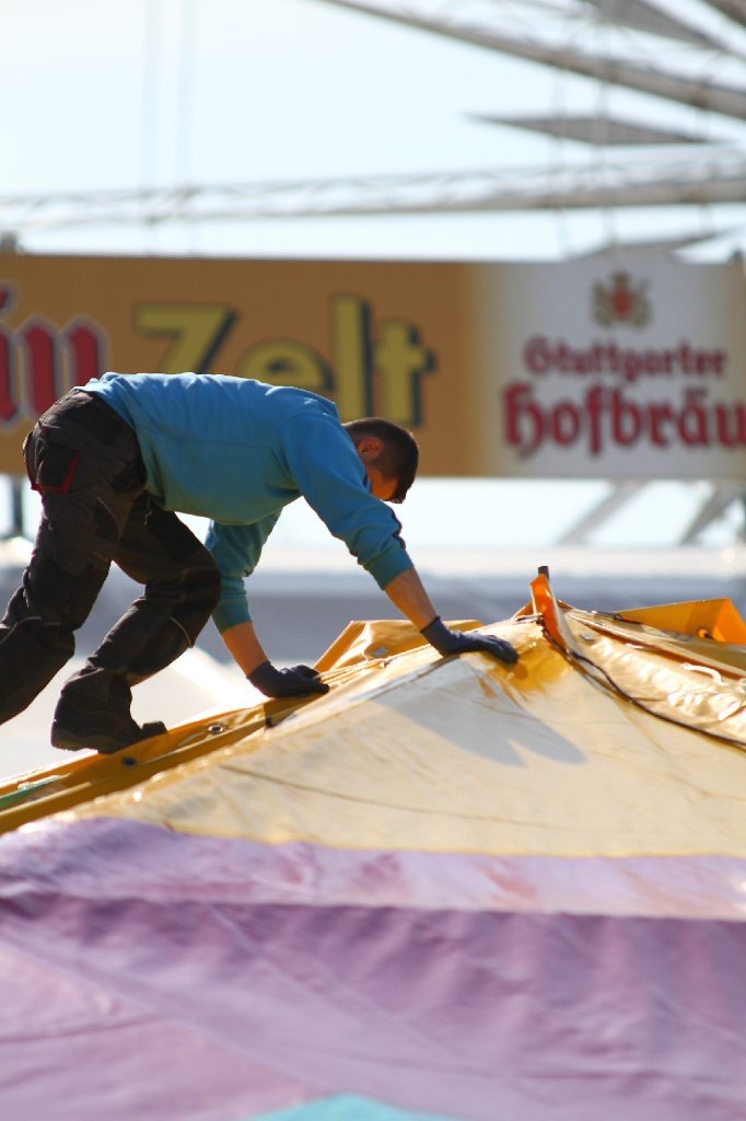 Der Aufbau für das Stuttgarter Frühlingsfest befindet sich in der Endphase.