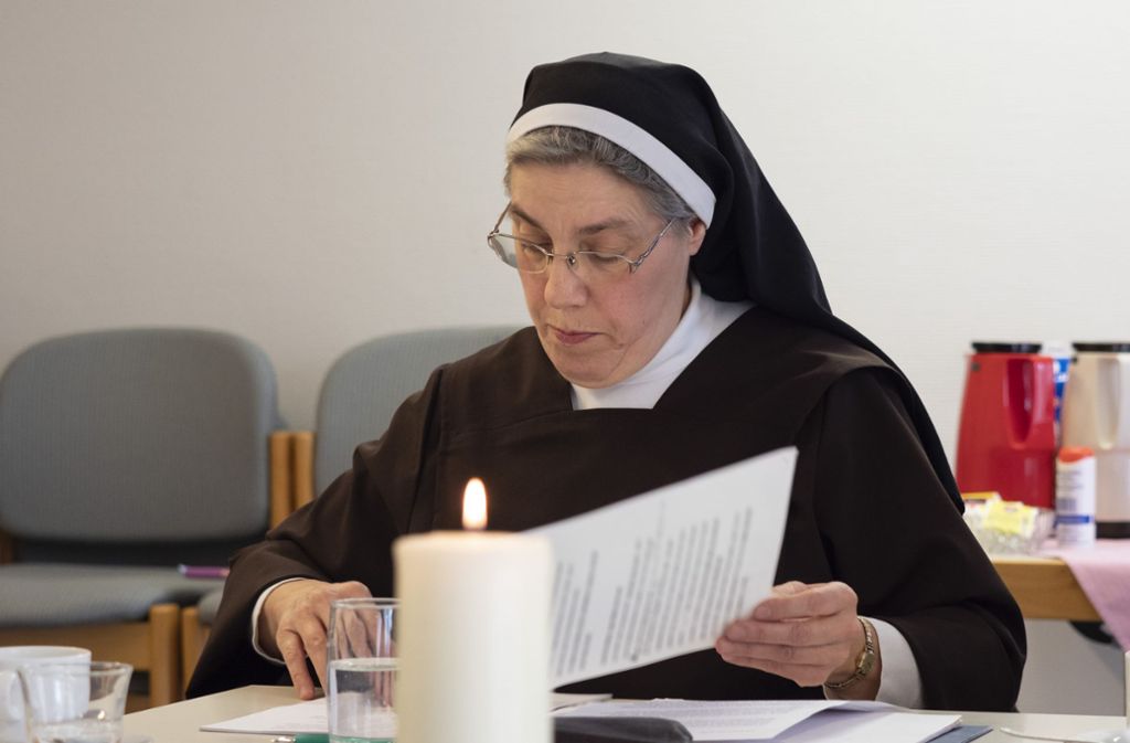 Schwester Edith Riedle ist die Hausoberin der Karmelitinnen in Hoheneck.
