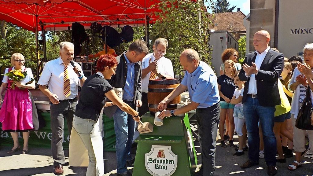 Dorffest in Plieningen: Feiern vor der Zehntscheuer