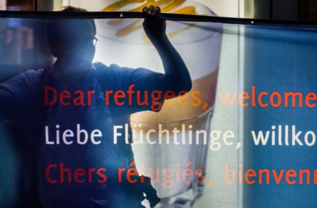 Frankfurt/Main: „Liebe Flüchtlinge, willkommen!“