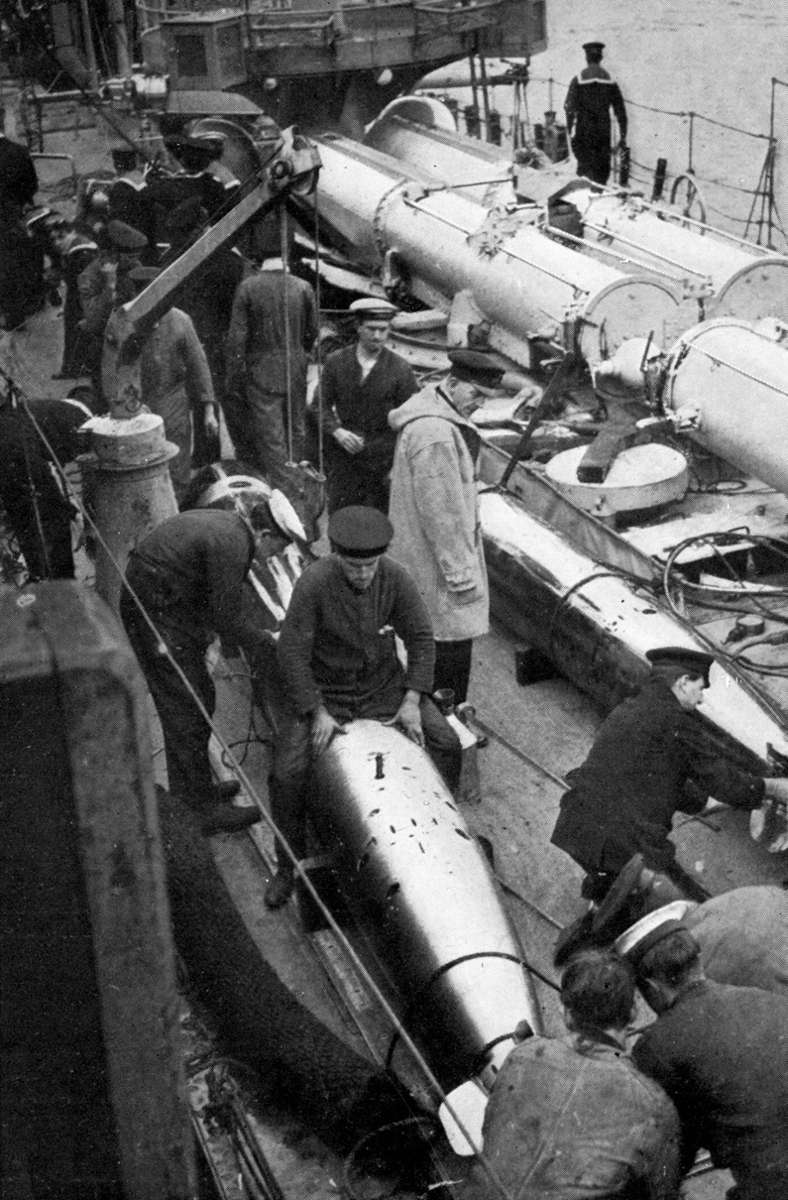 Auch auf Zerstörern kommen Torpedos zum Einsatz – wie hier während des Ersten Weltkriegs.