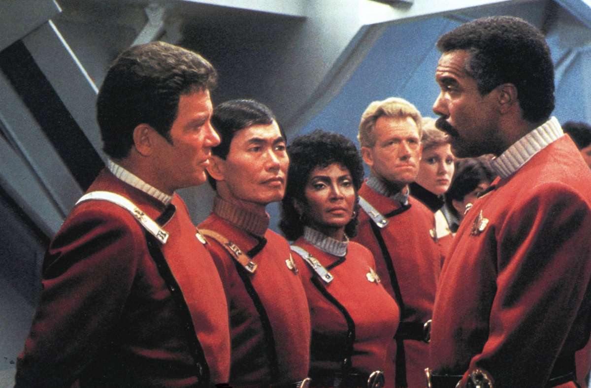 Ein späterer Beitrag zum Fernsehalltag im Weltraum: Szene mit William Shatner (Kirk), George Takei (Sulu) und Nichelle Nichols (Uhura) aus „Star Trek III - Auf der Suche nach Mr. Spock“ , 1984 unter der Regie von Leonard Nimoy