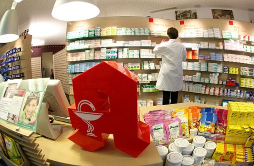 Bisher gibt es eine Apothekenpflicht für homöopathische Arzneimittel. Foto: dpa