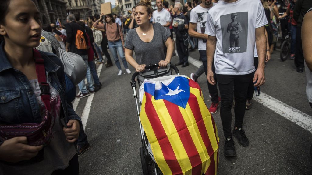  Es gibt keinen Kataloninenkonflikt in Spanien, sondern eine handfeste und hausgemachte Staatskrise. Regierungschef Rajoy müsste zurücktreten, meint unser Korrespondent Martin Dahms. 