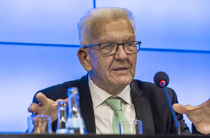 FDP beschenkt Kretschmann mit Waschlappenwärmer
