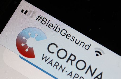 Die Corona-Warn-App erhält neue Funktionen. Foto: dpa/Oliver Berg