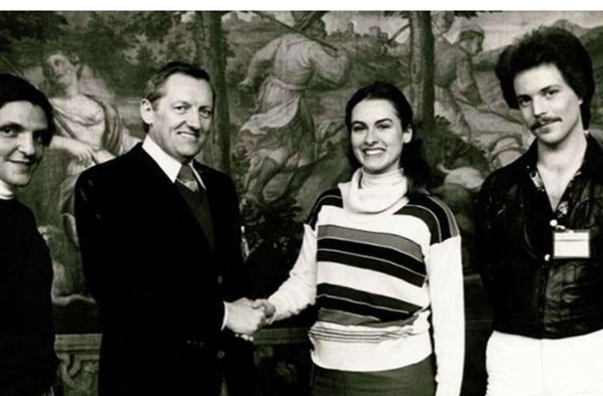 1976 hat Branik (rechts) bei einem Nachwuchswettbewerb für Moderatoren den zweiten Platz belegt.