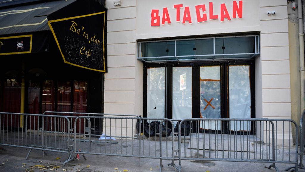  Im November vor einem Jahr hatten islamistische Angreifer bei einer Anschlagsserie in Paris 130 Menschen getötet, davon 90 im Bataclan. Nun wird die Konzerthalle mit einem Sting-Konzert wieder eröffnet. 