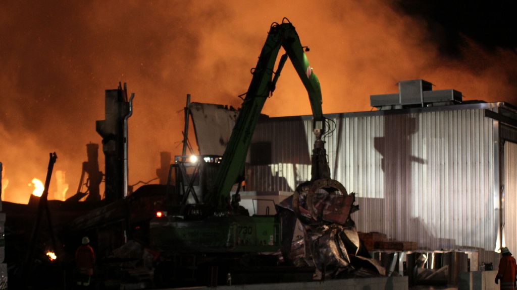 Brand in Bopfingen: Millionenschaden bei Feuer in Holzwerk