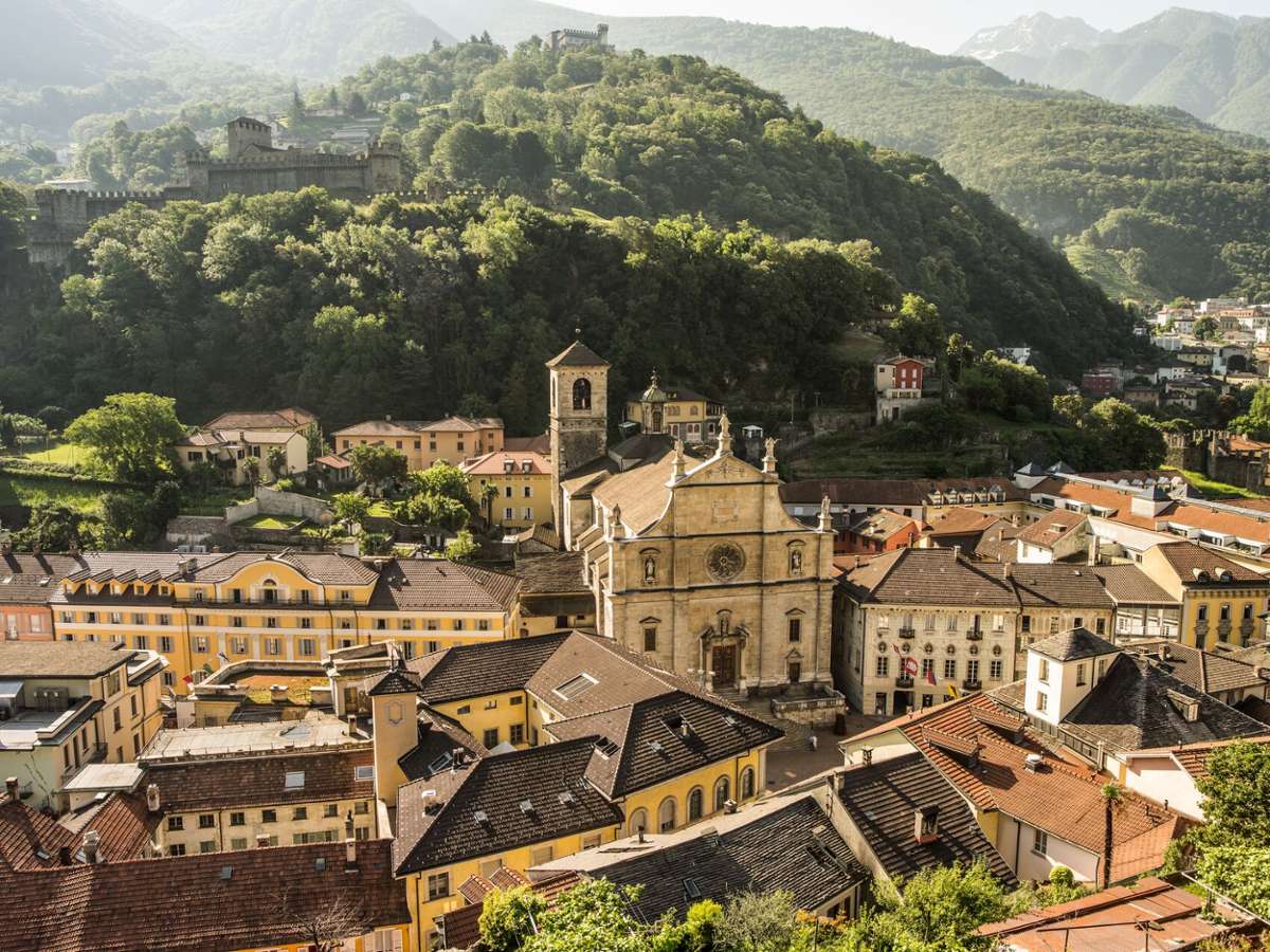 Blick auf die Altstadt von Bellinzona