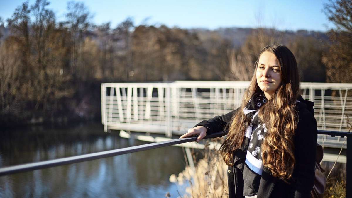  Die 22-jährige Studentin Anja Stehnken setzt sich ehrenamtlich bei der Esslinger Ortsgruppe Seebrücke ein, die Geflüchteten hilft. 
