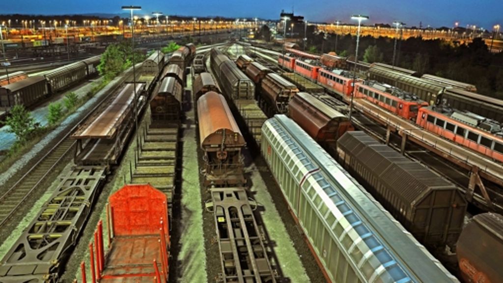 Aufsichtsratssitzung der Bahn: Bahn will im Güterverkehr 2600 Jobs kappen