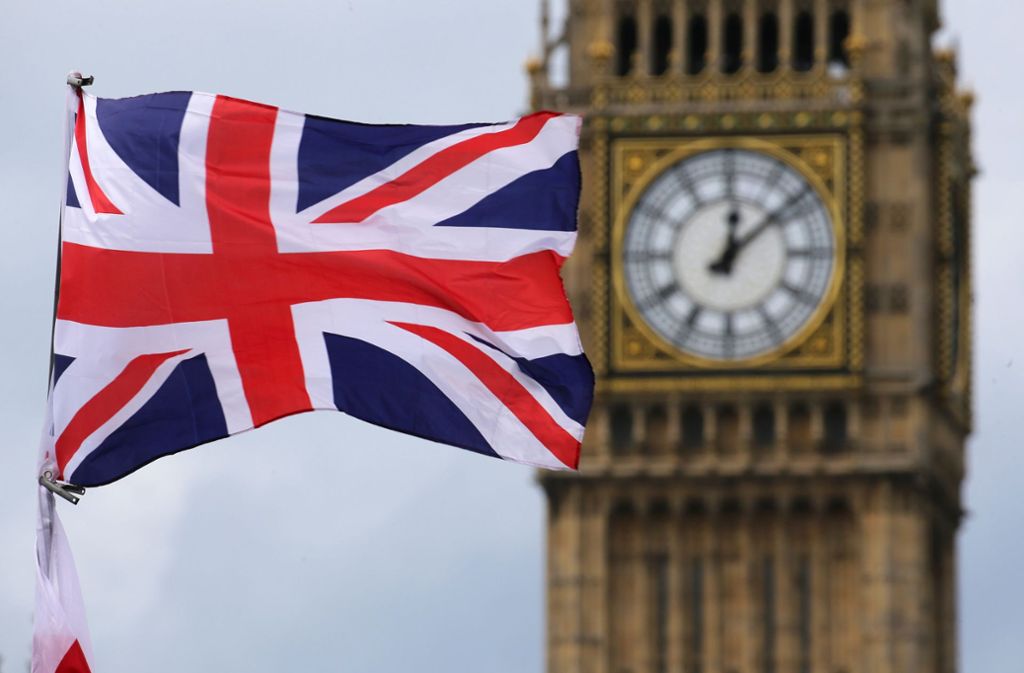 1859 ertönt das erste Mal die große Glocke, der Big Ben, neben dem Parlament in Westminster. Im Moment wird der Turm aufwendig saniert.