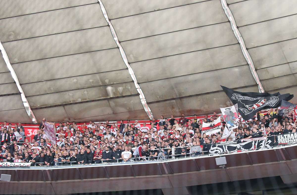 Die VfB-Fans machten von Beginn an Stimmung.