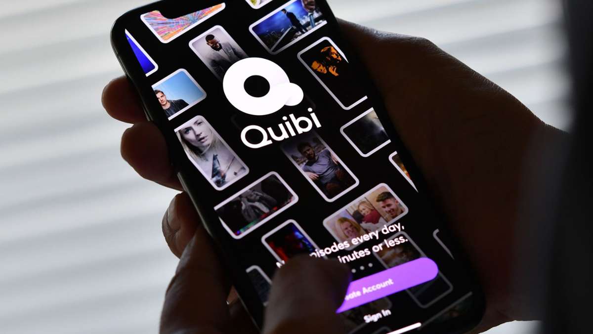  Große Bildschirme und lange Filme sind von gestern, dachte man bei Quibi. Das gigantische Start-up wollte mit Film- und Serienhäppchen von zehn Minuten allein fürs Smartphone ein Konkurrent von Netflix werden. Nun ist das Projekt am Ende. 