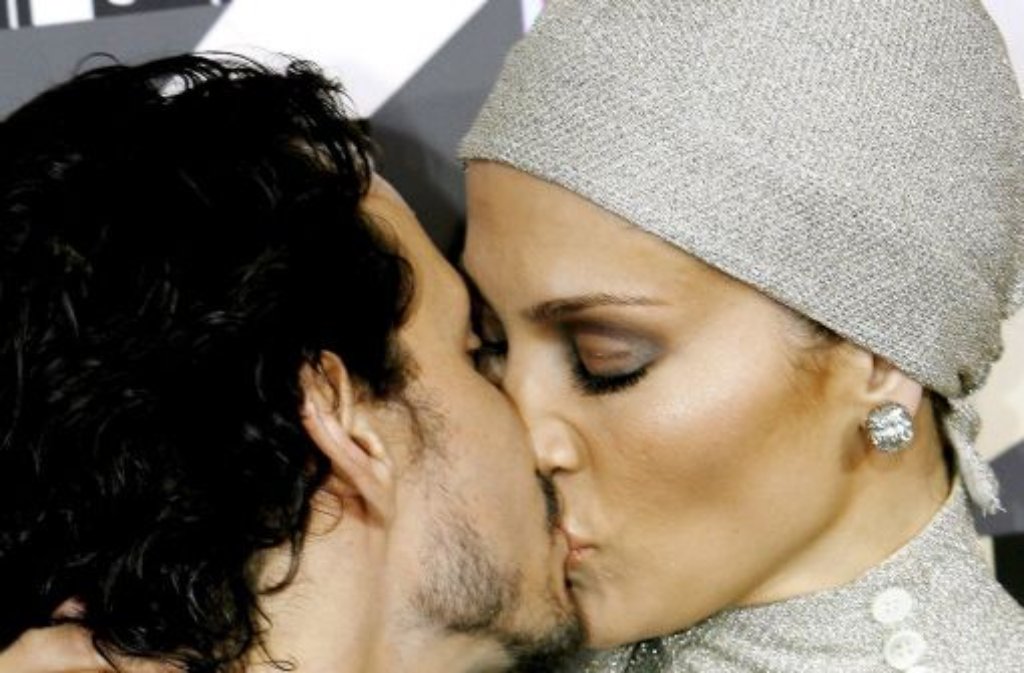 Seit mehr als sieben Jahren sind Jennifer Lopez und Marc Anthony verheiratet - und noch immer küssen sich die beiden wie ein frisch verliebtes Paar.