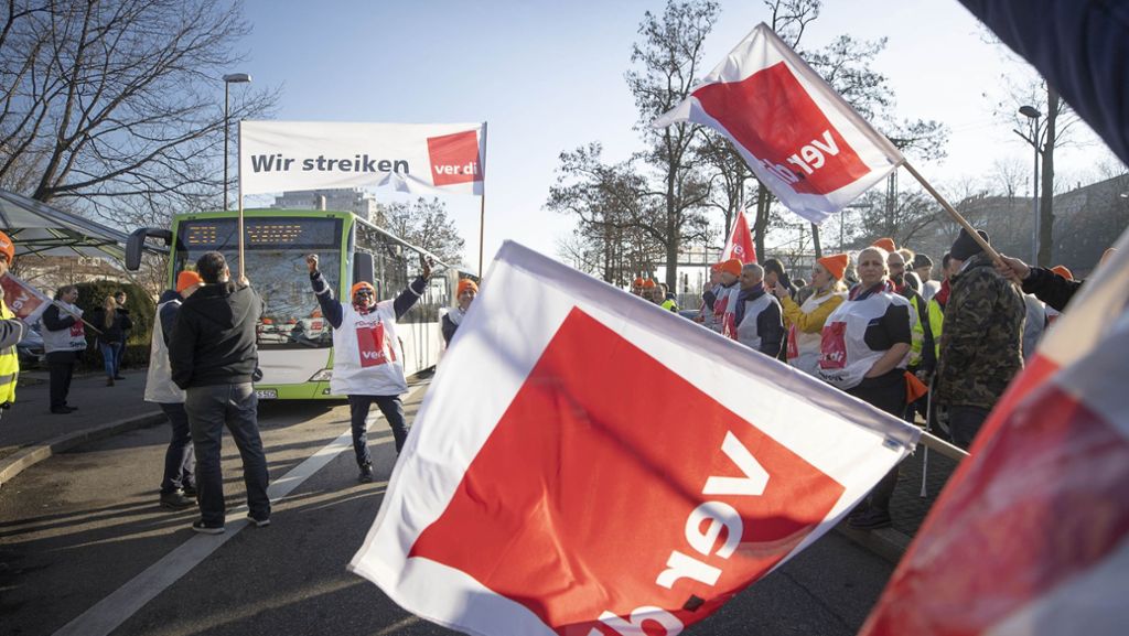  Achtung: In und um Waiblingen treten am Freitag die Mitarbeiter von Busunternehmen in einen ganztägigen Streik. Einige Linien werden daher voraussichtlich nicht verkehren. 