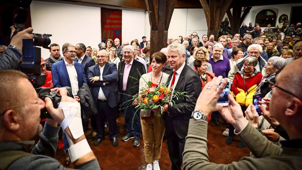  Jürgen Kessing darf seine dritte Amtszeit als Rathauschef von Bietigheim-Bissingen einläuten, 54,7 Prozent der Wähler votierten für ihn. Sein Herausforderer, der Wengerter Stephan Muck, konnte 43,53 Prozent einfahren – deutlich mehr, als die meisten für möglich gehalten hätten. 