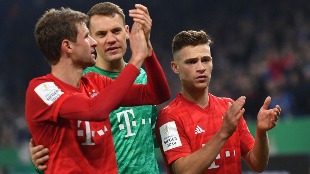  Wer san mia – und wo wollen wir hin? Beim FC Bayern gibt es viele Fragezeichen. Die Verträge von etlichen verdienten Topstars laufen bald aus – werden sie verlängert oder nicht? Es ist nicht die einzige Problematik, die die Münchner Chefs umtreibt. 