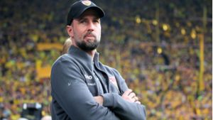 VfB Stuttgart: Ein Bier auf die Königsklasse – so feiert Hoeneß das „ganz Besondere“