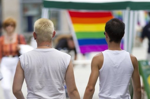 Schwul, lesbisch, hetero? Das Thema soll auch an Baden-Württembergs Schulen häufiger auf den Lehrplan. Foto: dpa