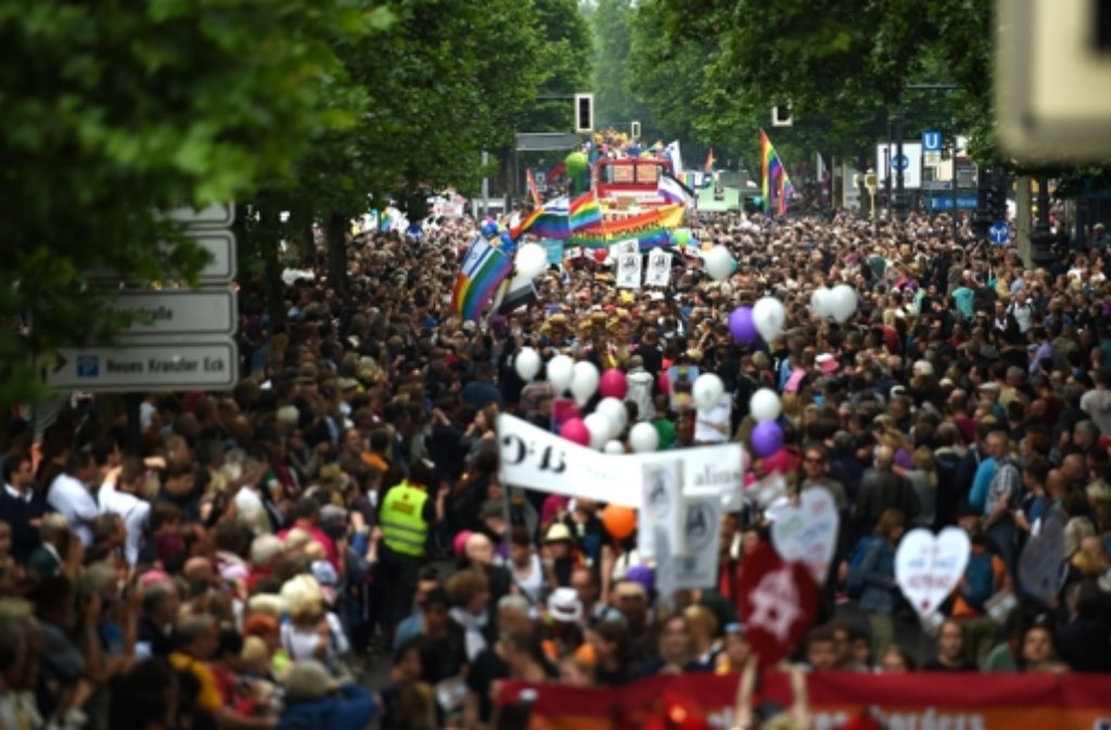 Hunderttausende feiern den Christopher Street Day in Berlin.
