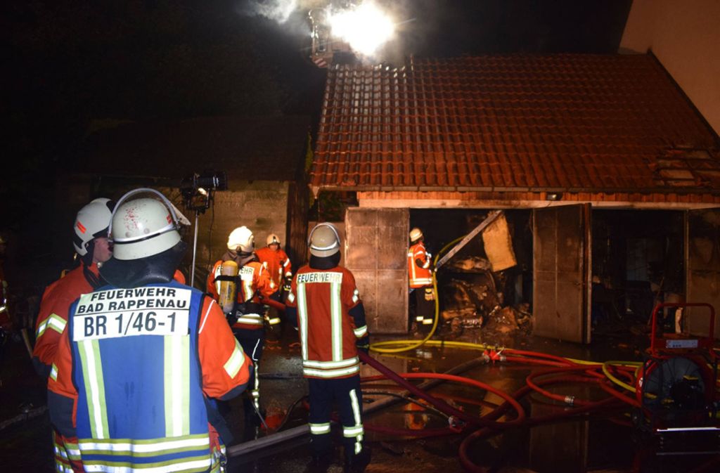 Die Feuerwehr musste in Kirchardt gleich fünf Brände löschen.