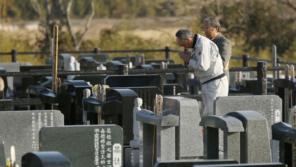 Sieben Jahre nach Fukushima-Gau: Japan gedenkt der Tsunami-Opfern