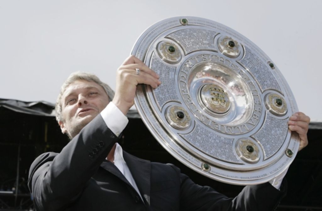 2006/07: Unter Trainer Armin Veh wird der VfB Stuttgart Deutscher Meister.