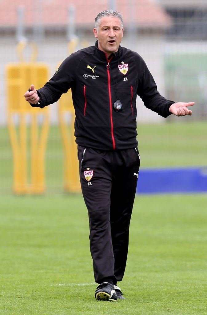Als Reaktion auf den enttäuschenden Auftritt seines Team im Abstiegsduell strich Chef-Trainer Jürgen Kramny den normalerweise trainingsfreien Montag und bat die Profis zur Aufarbeitung der Niederlage.