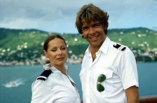 Was für eine Karriere: Chefstewart und Frauenschwarm Victor Burger alias Sascha Hehn übernimmt nach 30 Jahren das Traumschiff-Steuer. Foto: ZDF/Unfried