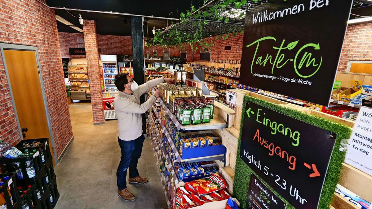  Der Onlineriese Amazon hat in London seinen europaweit ersten Supermarkt ohne Kassen eröffnet. Soweit ist Ditzingen nicht. Der Konkurrent des Nahversorgers auf dem Land ist dort wiederum der Onlinehandel, sagt Christian Maresch von Tante-m. Er reagiert darauf. 