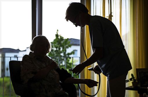 „Ist der Bewohner gesünder und fitter, ist die Pflege leichter“, sagt die Leiterin des Seniorenzentrum Spitalhof Münchingen. Foto: dpa/Christoph Schmidt