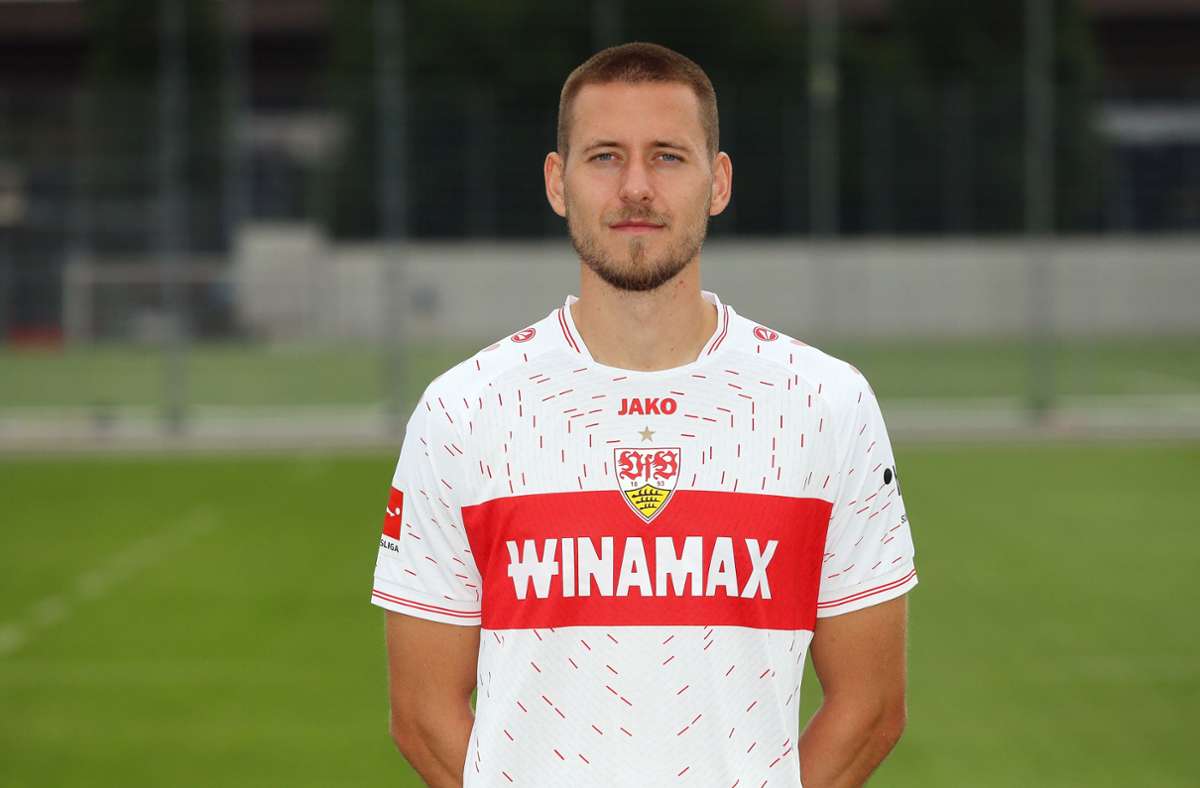 Waldemar Anton ist seit ein paar Tagen Nationalspieler – und will am Sonntag wieder die VfB-Abwehr zusammenhalten.
