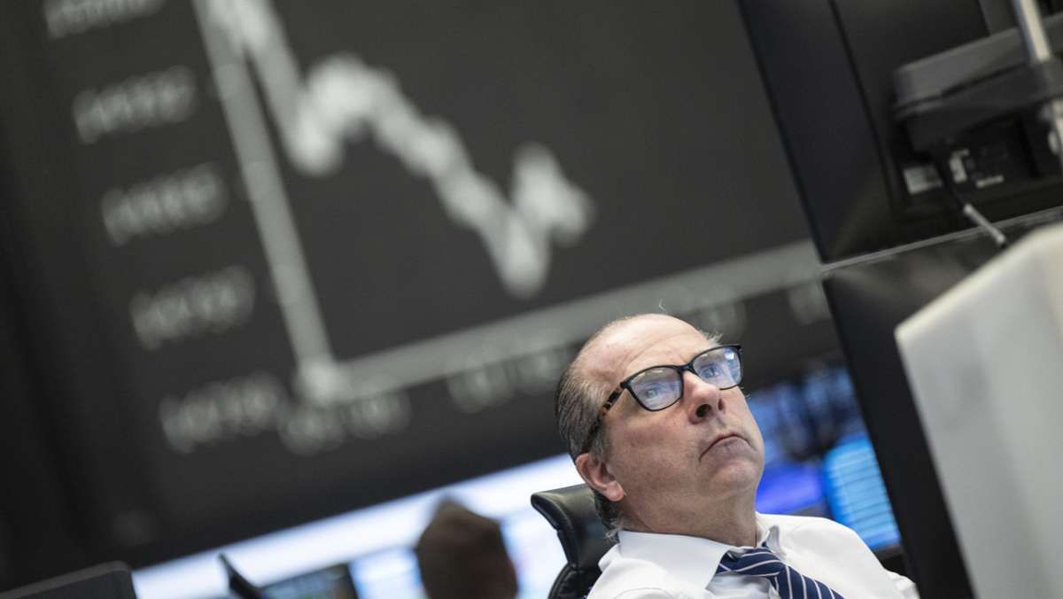 Aktien-Vorschau auf die neue Börsenwoche: Konjunktur- und Zinssorgen treiben Anleger in die Defensive