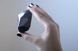 Größter geschliffener Diamant der Welt erstmals öffentlich gezeigt
