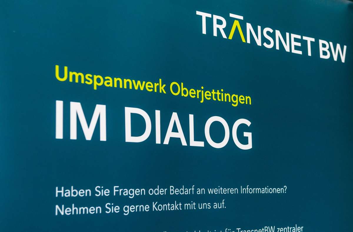 Der Netzbetreiber Transnet BW hatte kürzlich zum Bürgerdialog eingeladen. In der Willy-Dieterle-Halle in Jettingen informierten sich mehr als 60 Leute über die Erweiterungspläne für das Umspannwerk.