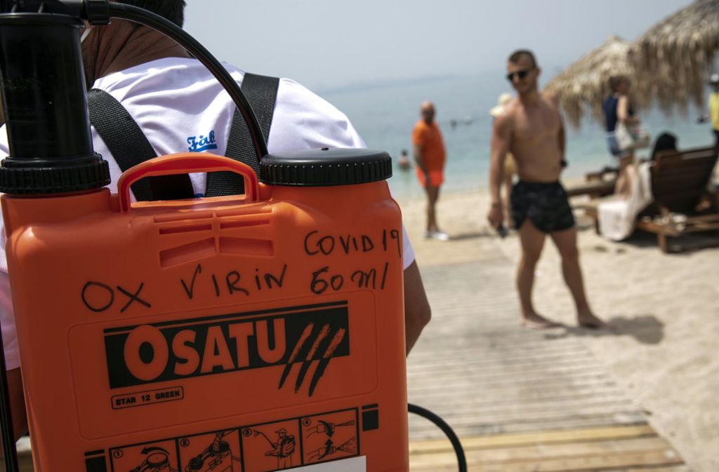 Am Strand müssen aufgrund der Coronapandemie besondere Hygienevorschriften eingehalten werden.