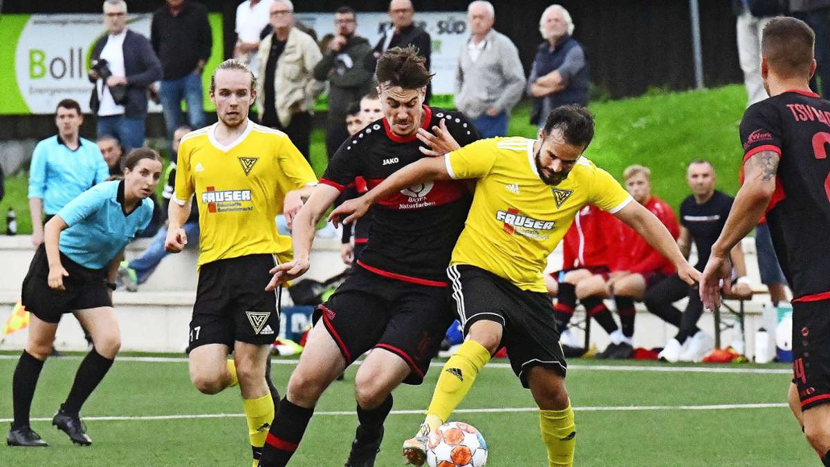  Die Landesliga-Fußballer des TV Echterdingen gewinnen beim TSV Bad Boll mit 3:0 und bleiben damit auch im dritten Saisonspiel ungeschlagen. Am Sonntag kommt der TSV Neu-Ulm in die Goldäcker. 