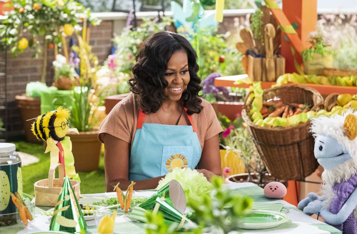 „Waffel und Mochi“: Michelle Obama mit der Biene Busy (links) und den beiden Protagonisten