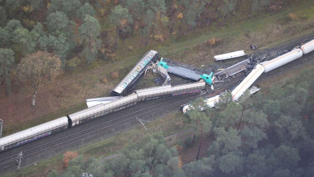 Güterzugunfall in Gifthorn: Strecke Berlin-Hannover bis voraussichtlich  16. Dezember beeinträchtigt