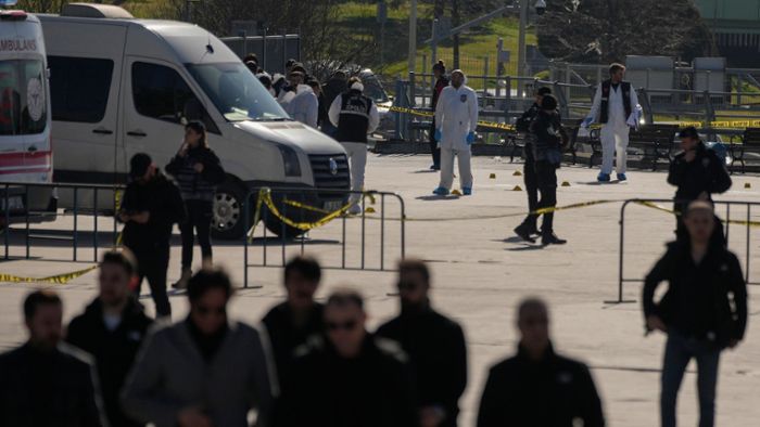 Istanbul: Zwei Angreifer vor Gerichtsgebäude getötet