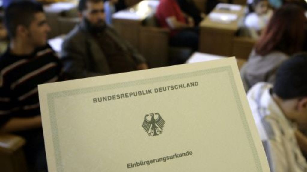 Baden-Württemberg liegt vorn: Zahl der Einbürgerungen steigt
