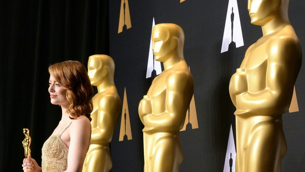  Über die Oscars für die besten Hauptdarsteller dürfen sich in diesem Jahr Emma Stone und Casey Affleck freuen. Doch selbst „Suicide Squad“ hat eine Trophäe gewonnen. Die Preisträger in der Übersicht. 