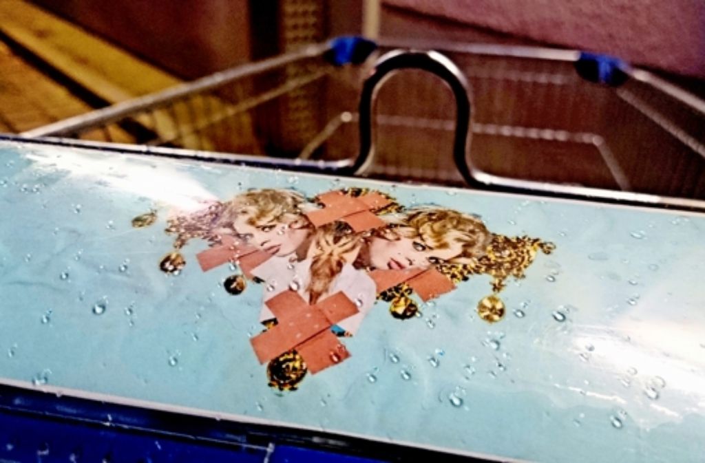 Am Montag finden manche Kunden mobile Display-Kunst an ihrem Einkaufswagen. Foto: Stein
