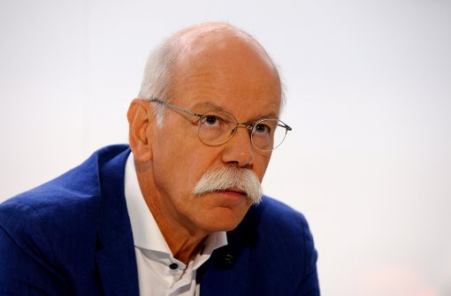 Daimler-Chef Dieter Zetsche wehrt sich gegen das Aus für Verbrennungsmotoren ab 2030. Foto: AFP