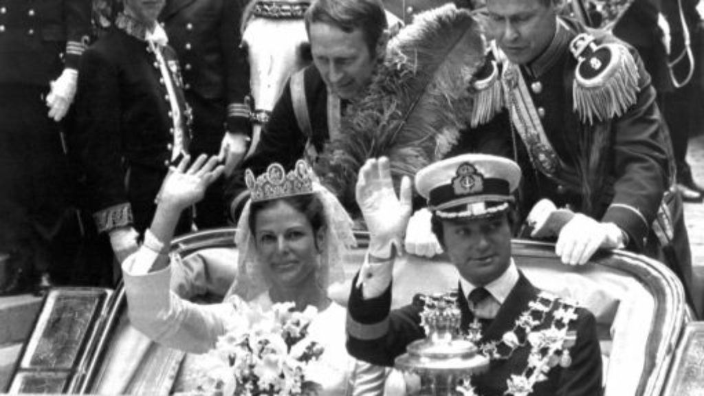  Sie ist die deutsche Königin - wenn auch in Stockholm zu Hause: Schwedens Königin Silvia repräsentiert ihr kleines Land an der Seite ihres Mannes vorbildlich, aller Unwegbarkeiten zum Trotz. Jetzt wird sie 70. 
