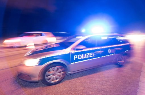 Nach einem Einbruch in Stuttgart sucht die Polizei Zeugen.  (Symbolbild) Foto: dpa/Patrick Seeger