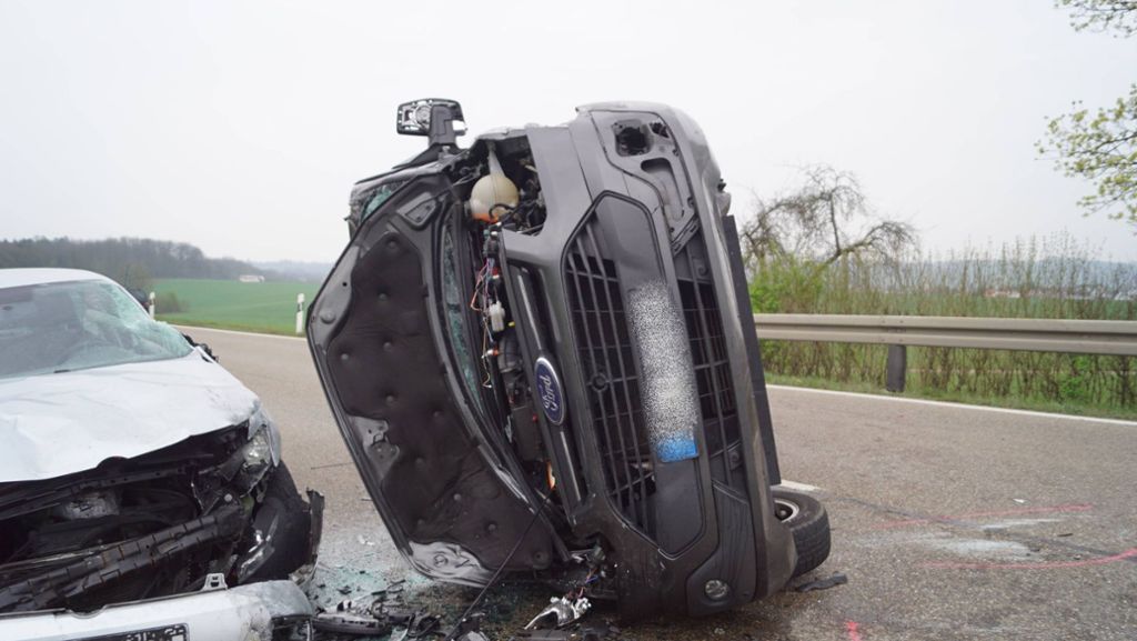 Zwischen Großaspach und Großbottwar: Nach heftigem Unfall: Straße wieder freigegeben