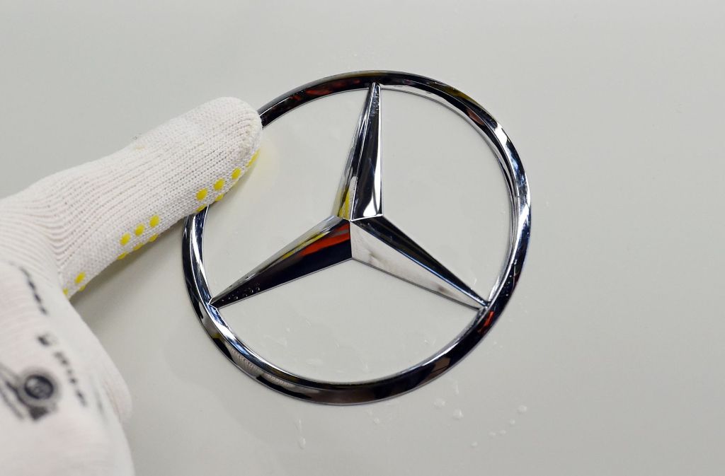 Was hat Daimler mit den Millionen gemacht, die für die Entwicklung der A-Klasse ausgegeben wurde? Auf die Seite gelegt.